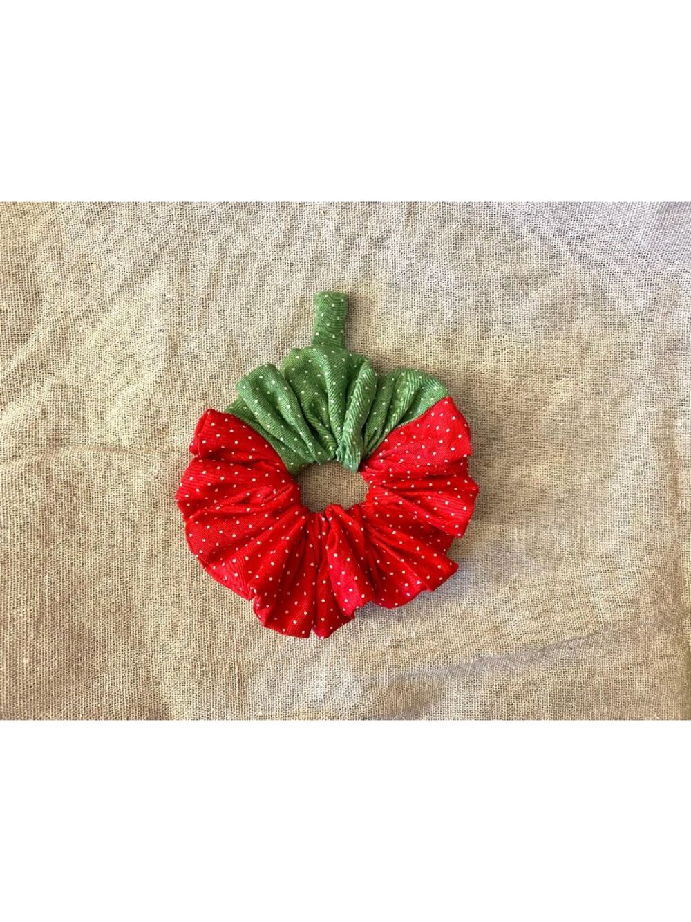 Strawberry polka dots scrunchie with tag, can be attached to bags or key rings